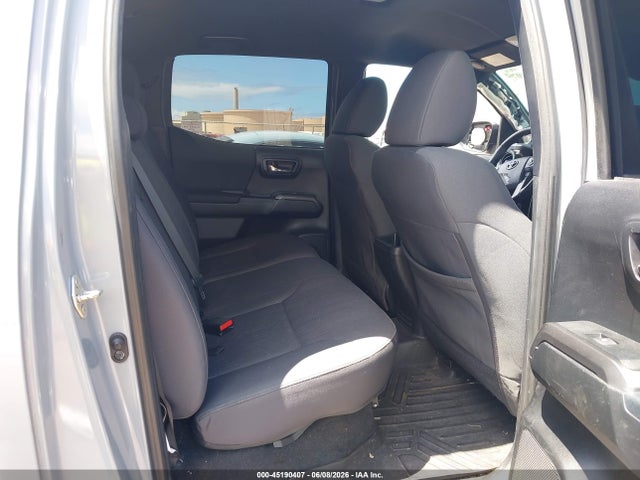 45190407 :رقم المزاد ، 3TMAZ5CN0JM057537 vin ، 2018 Toyota Tacoma Sr5 V6 مزاد بيع