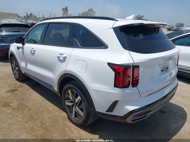 KIA SORENTO EX 2023 5XYRH4LF5PG223260 Image 3