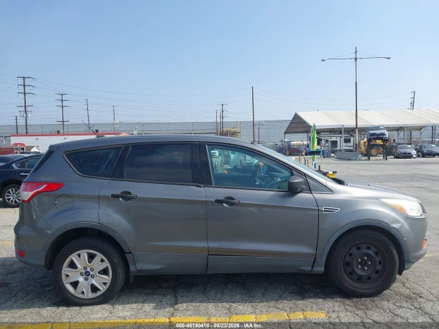 Продаж на аукціоні авто 2014 Ford Escape S, vin: 1FMCU0F79EUA62997, номер лоту: 45190418