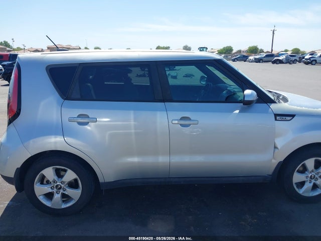 KIA Soul 2017 KNDJN2A22H7449748 Image 14