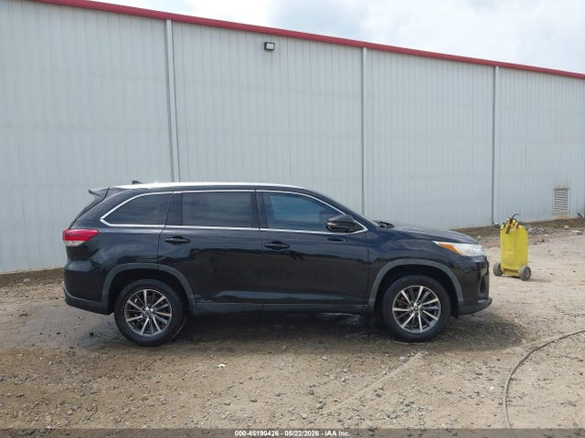 Aukcja sprzedaży 2019 Toyota Highlander Xle, vin: 5TDKZRFH1KS360099, numer aukcji: 45190426
