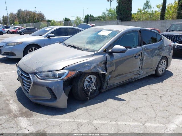 Hyundai ELANTRA SE 2018 5NPD74LF3JH348688 Image 2