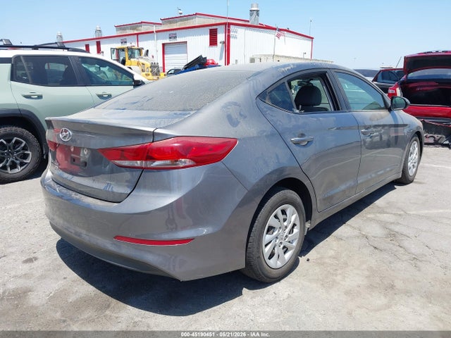 Hyundai ELANTRA SE 2018 5NPD74LF3JH348688 Image 4