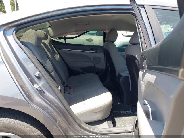 Hyundai ELANTRA SE 2018 5NPD74LF3JH348688 Image 8