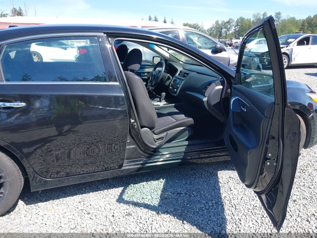 1N4AL3APXHC148617 Nissan Altima 2.5 Sv
