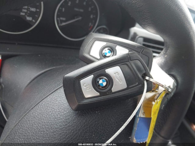 45190532 :رقم المزاد ، WBA3C1C59FK121833 vin ، 2015 Bmw 328i مزاد بيع