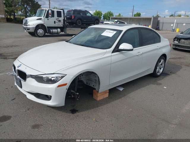 45190532 :رقم المزاد ، WBA3C1C59FK121833 vin ، 2015 Bmw 328i مزاد بيع