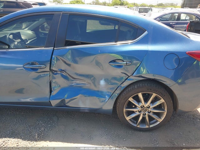Auction sale of the 2018 Mazda Mazda3 Touring, vin: 3MZBN1V34JM204363, lot number: 45190540