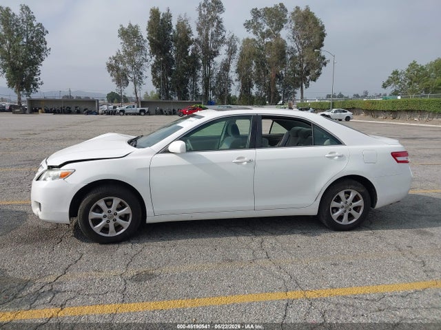45190541 :رقم المزاد ، JTNBK3EK3B3050466 vin ، 2011 Toyota Camry Le V6 مزاد بيع