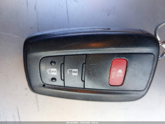 Toyota Prius Two 2016 JTDKBRFU1G3517981 Image 11
