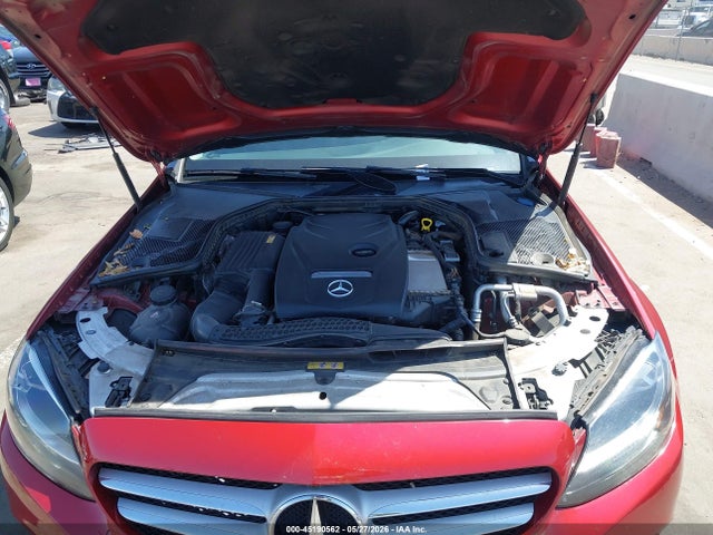 55SWF4KB0GU175177 Mercedes-Benz C 300 Luxury 4matic