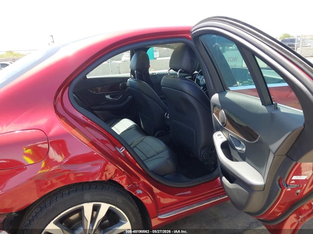 55SWF4KB0GU175177 Mercedes-Benz C 300 Luxury 4matic