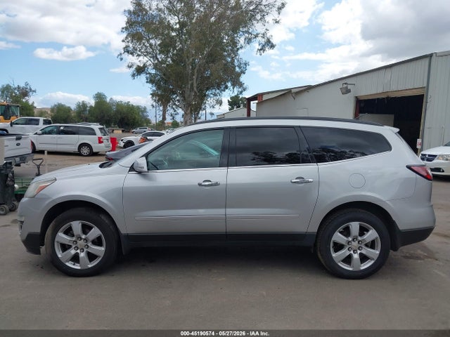 Chevrolet Traverse 1lt 2017 1GNKRGKD0HJ247295 Image 14