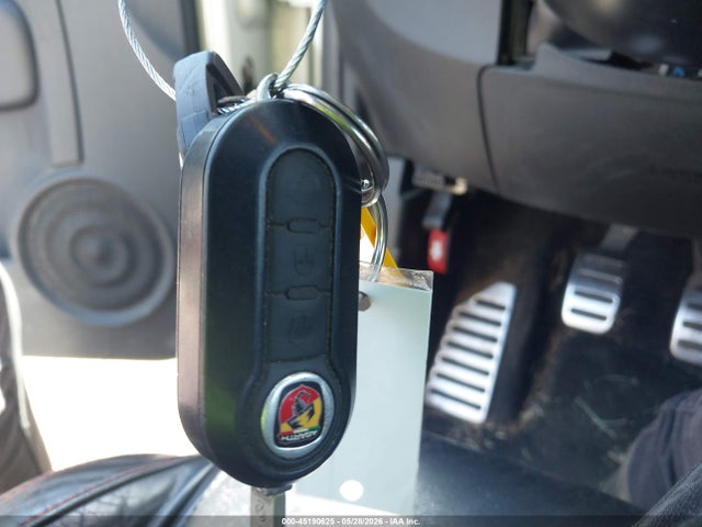 2012 Fiat 500 Abarth მანქანა იყიდება აუქციონზე, vin: 3C3CFFFHXCT306422, აუქციონის ნომერი: 45190625