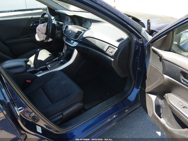 Продажа на аукционе авто 2015 Honda Accord Sport, vin: 1HGCR2F54FA023206, номер лота: 45190656