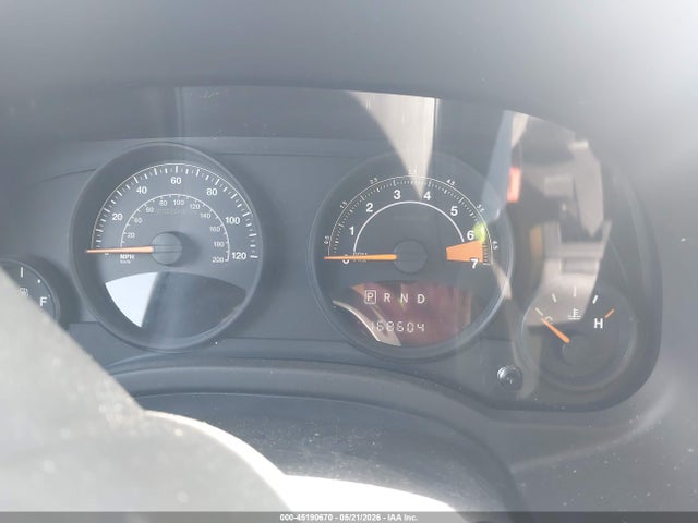 2015 Jeep Patriot Latitude მანქანა იყიდება აუქციონზე, vin: 1C4NJRFB5FD376615, აუქციონის ნომერი: 45190670