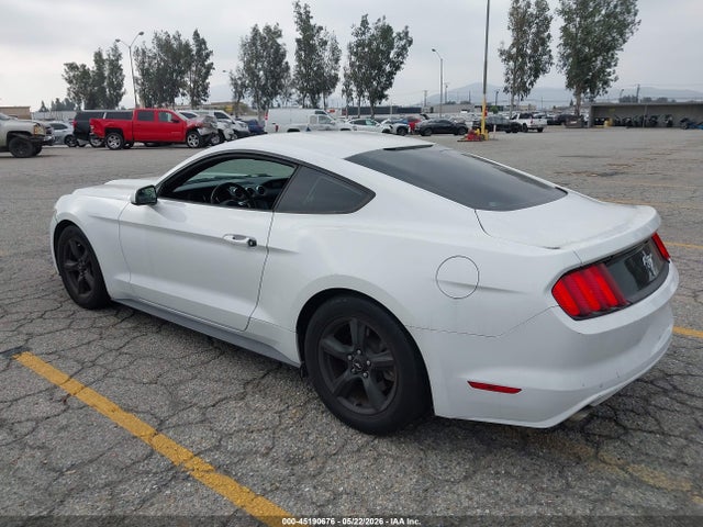 Ford Mustang V6 2016 1FA6P8AM9G5221377 Image 3