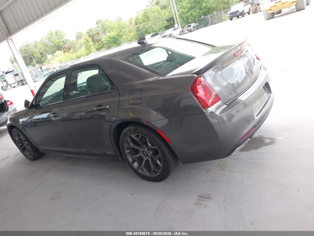 45190679 :رقم المزاد ، 2C3CCABGXJH296327 vin ، 2018 Chrysler 300 300s مزاد بيع