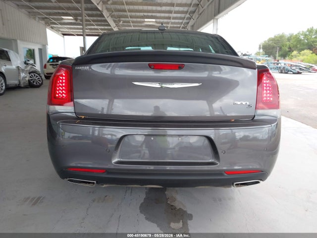45190679 :رقم المزاد ، 2C3CCABGXJH296327 vin ، 2018 Chrysler 300 300s مزاد بيع