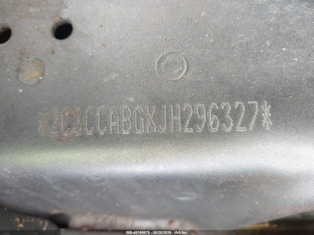 45190679 :رقم المزاد ، 2C3CCABGXJH296327 vin ، 2018 Chrysler 300 300s مزاد بيع