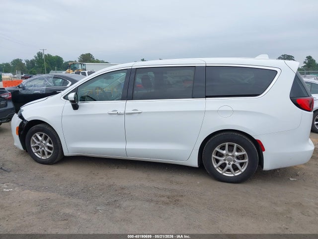 2020 Chrysler Voyager Lx მანქანა იყიდება აუქციონზე, vin: 2C4RC1CG8LR176138, აუქციონის ნომერი: 45190699