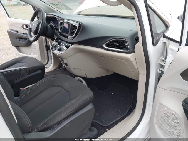 2020 Chrysler Voyager Lx მანქანა იყიდება აუქციონზე, vin: 2C4RC1CG8LR176138, აუქციონის ნომერი: 45190699