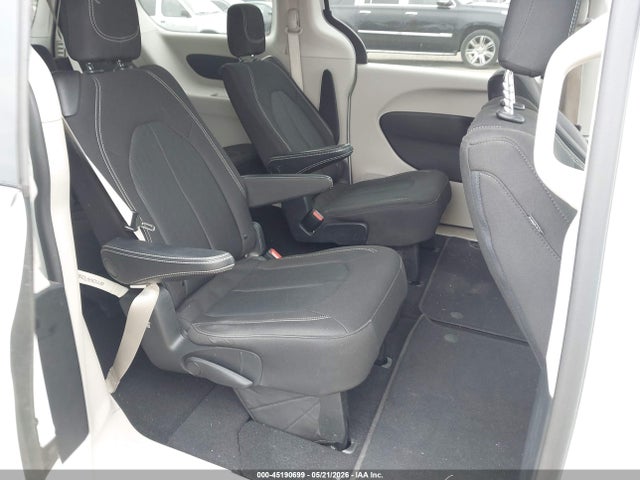 2020 Chrysler Voyager Lx მანქანა იყიდება აუქციონზე, vin: 2C4RC1CG8LR176138, აუქციონის ნომერი: 45190699