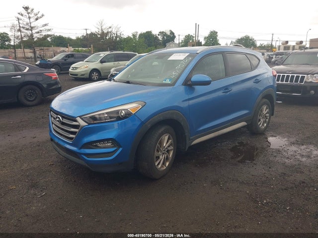 45190700 :رقم المزاد ، KM8J33A44HU522144 vin ، 2017 Hyundai Tucson Se مزاد بيع
