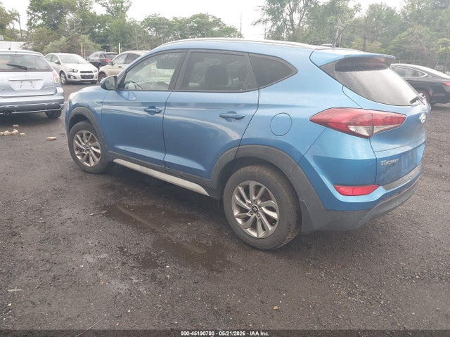 45190700 :رقم المزاد ، KM8J33A44HU522144 vin ، 2017 Hyundai Tucson Se مزاد بيع