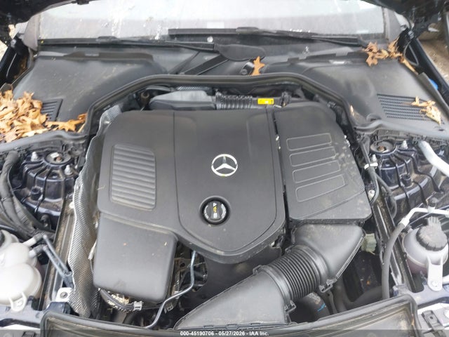 45190706 :رقم المزاد ، W1KAF4HB8NR061055 vin ، 2022 Mercedes-benz C 300 4matic مزاد بيع