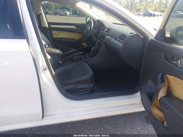 Продаж на аукціоні авто 2014 Volkswagen Passat 1.8t Wolfsburg Edition, vin: 1VWAT7A30EC091920, номер лоту: 45190736