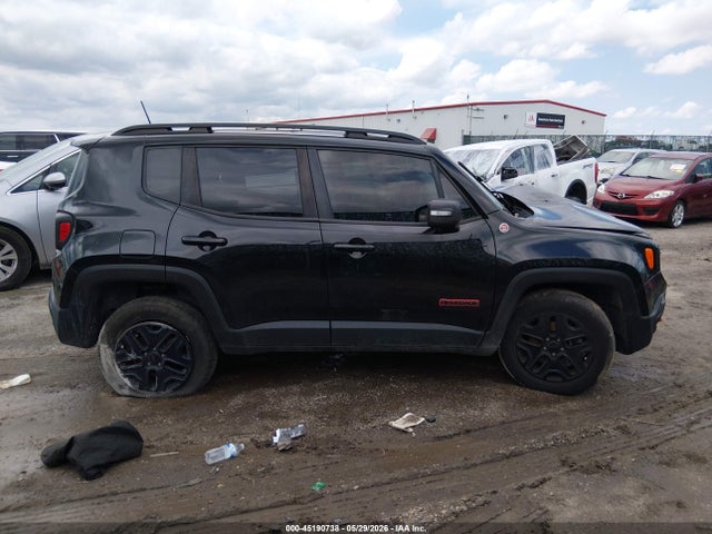 2018 Jeep Renegade Trailhawk 4x4 მანქანა იყიდება აუქციონზე, vin: ZACCJBCB6JPH15833, აუქციონის ნომერი: 45190738