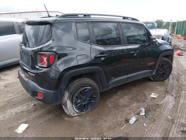 2018 Jeep Renegade Trailhawk 4x4 მანქანა იყიდება აუქციონზე, vin: ZACCJBCB6JPH15833, აუქციონის ნომერი: 45190738