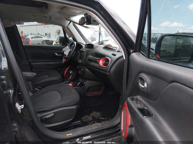 2018 Jeep Renegade Trailhawk 4x4 მანქანა იყიდება აუქციონზე, vin: ZACCJBCB6JPH15833, აუქციონის ნომერი: 45190738