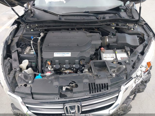 2015 Honda Accord Touring მანქანა იყიდება აუქციონზე, vin: 1HGCR3F94FA003871, აუქციონის ნომერი: 45190740