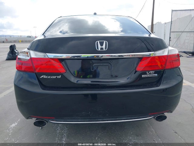 2015 Honda Accord Touring მანქანა იყიდება აუქციონზე, vin: 1HGCR3F94FA003871, აუქციონის ნომერი: 45190740
