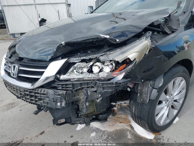 2015 Honda Accord Touring მანქანა იყიდება აუქციონზე, vin: 1HGCR3F94FA003871, აუქციონის ნომერი: 45190740