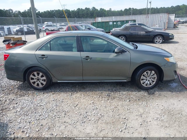 2014 Toyota Camry Le მანქანა იყიდება აუქციონზე, vin: 4T4BF1FK3ER388736, აუქციონის ნომერი: 45190755
