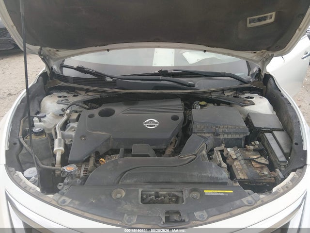 2015 Nissan Altima 2.5 S მანქანა იყიდება აუქციონზე, vin: 1N4AL3AP6FN322832, აუქციონის ნომერი: 45190831