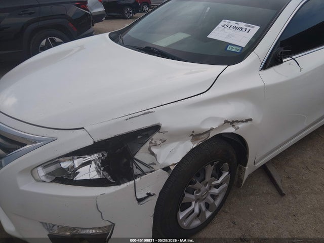 2015 Nissan Altima 2.5 S მანქანა იყიდება აუქციონზე, vin: 1N4AL3AP6FN322832, აუქციონის ნომერი: 45190831