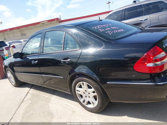 45190870 :رقم المزاد ، WDBUF65J75A729407 vin ، 2005 Mercedes-benz E 320 مزاد بيع