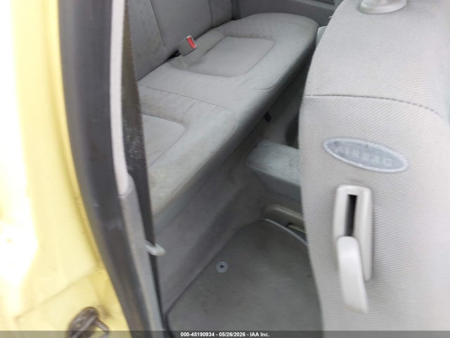 2000 Volkswagen New Beetle Gls 1.8l Turbo მანქანა იყიდება აუქციონზე, vin: 3VWCD21C1YM464880, აუქციონის ნომერი: 45190934