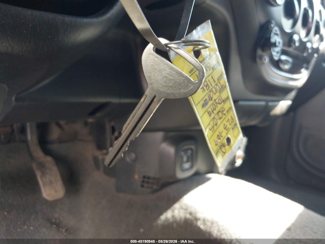 45190948 :رقم المزاد ، 5TBBT44155S465932 vin ، 2005 Toyota Tundra Sr5 V8 مزاد بيع