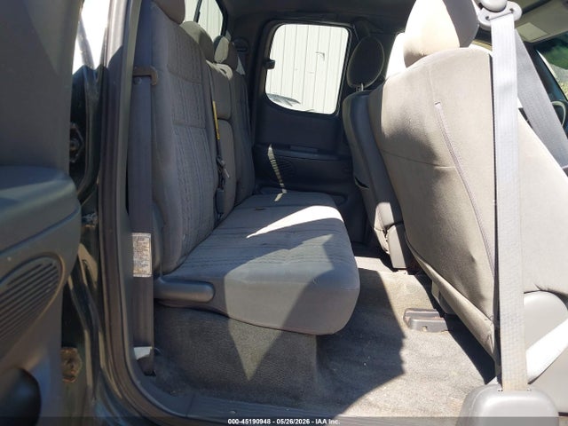 45190948 :رقم المزاد ، 5TBBT44155S465932 vin ، 2005 Toyota Tundra Sr5 V8 مزاد بيع