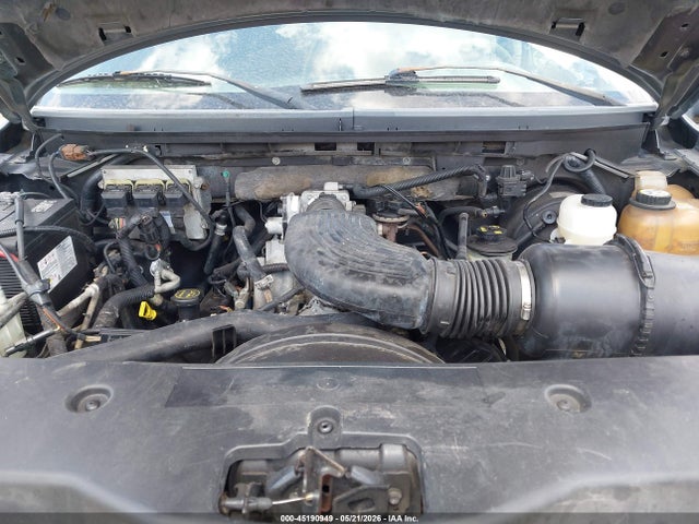 2004 Ford F-150 Stx/xl/xlt მანქანა იყიდება აუქციონზე, vin: 1FTRX12W04NA18842, აუქციონის ნომერი: 45190949