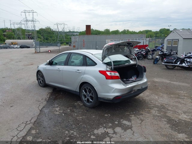 1FADP3F23EL189374 Ford FOCUS SE