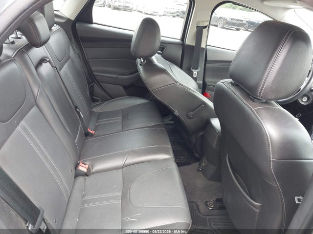 1FADP3F23EL189374 Ford FOCUS SE