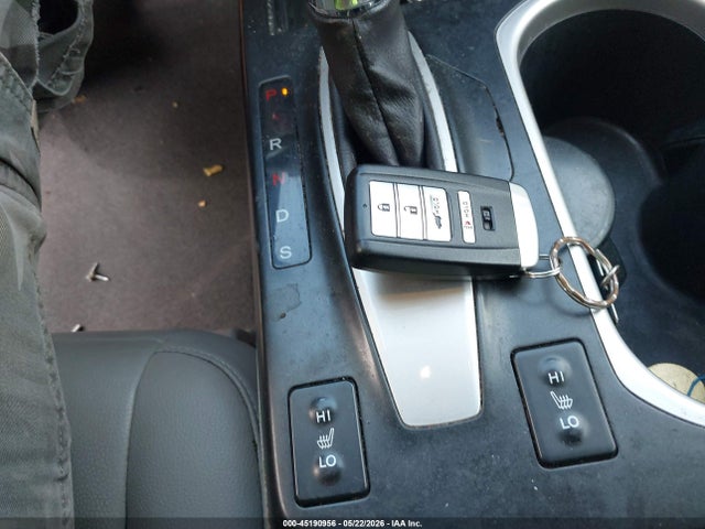 45190956 :رقم المزاد ، 5J8TB4H30HL001691 vin ، 2017 Acura Rdx Acurawatch Plus Package مزاد بيع