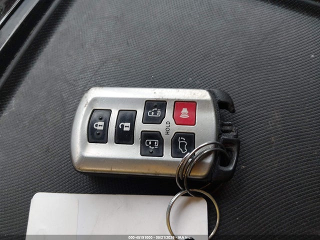 Aukcja sprzedaży 2018 Toyota Sienna Xle 8 Passenger, vin: 5TDYZ3DC1JS949909, numer aukcji: 45191000