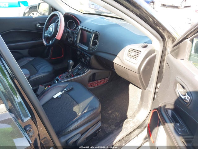 45191004 :رقم المزاد ، 3C4NJDDB6LT163622 vin ، 2020 Jeep Compass Trailhawk 4x4 مزاد بيع